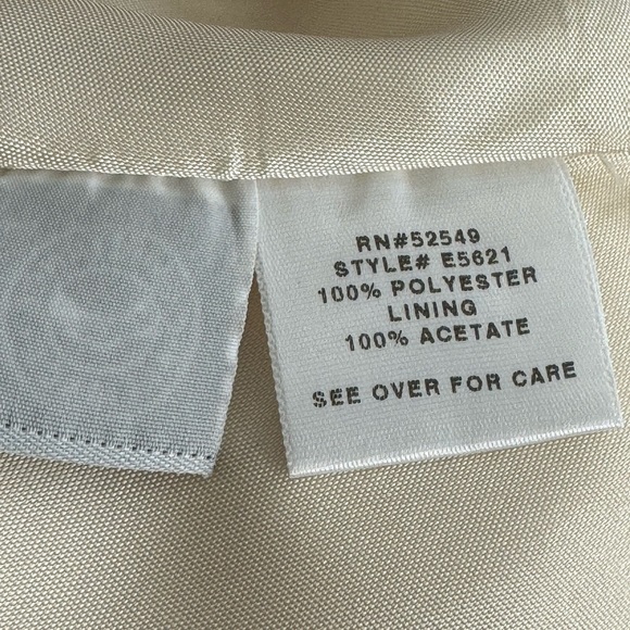 Laundry by Shelli Segal cream formal dress 👗 - Picture 13 of 17